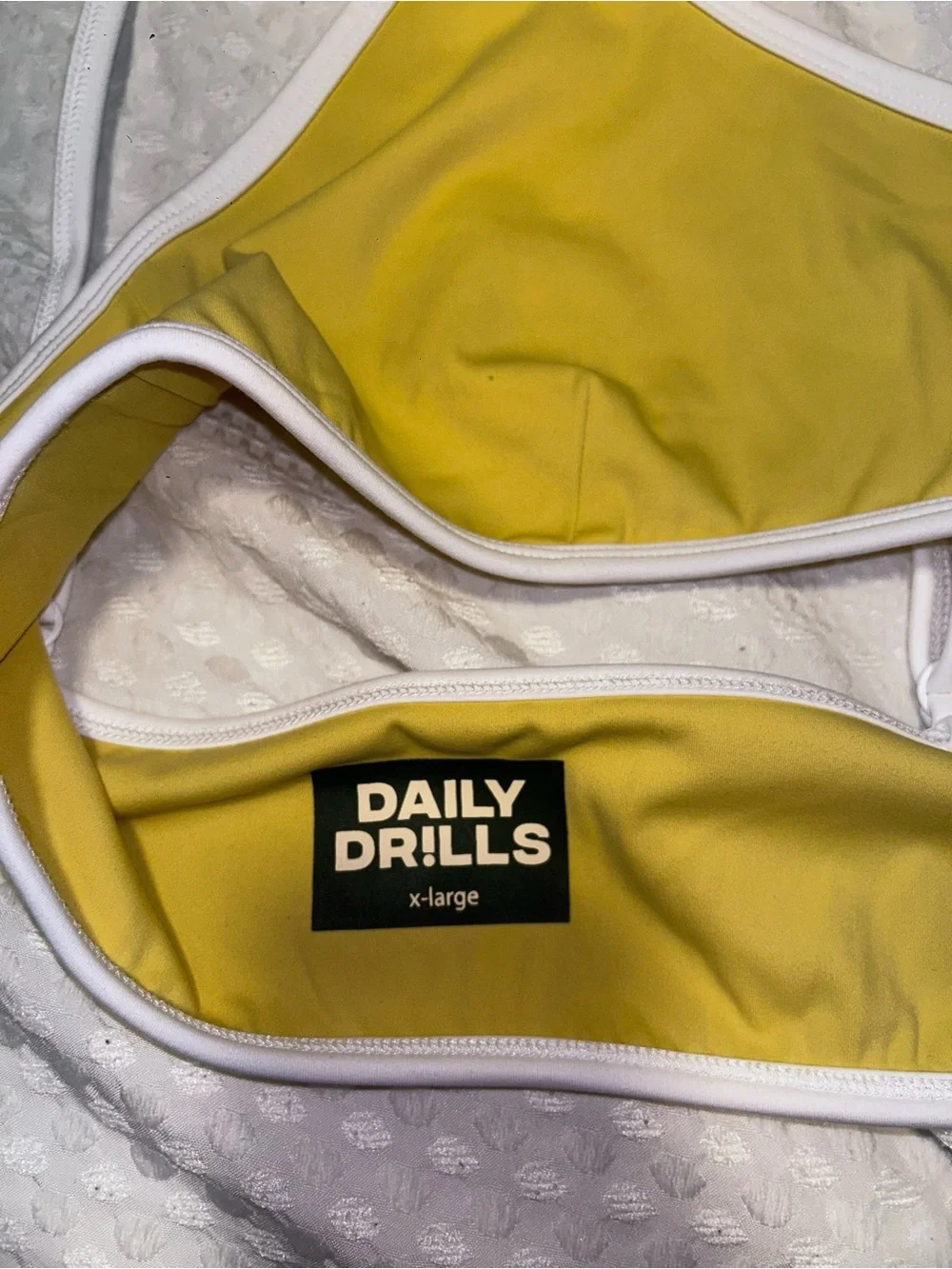 Daily Drills Go! Stretch Bra - White + Sunny Yellow Size XL NWT